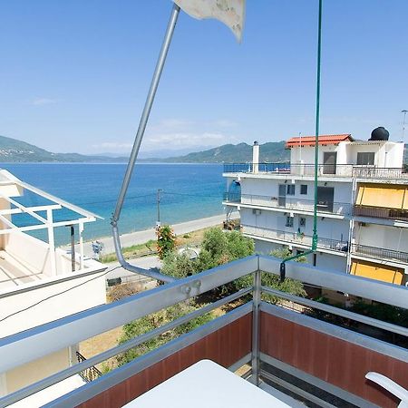 Valkaniotis Apartments Loutra Edipsou  Exterior photo