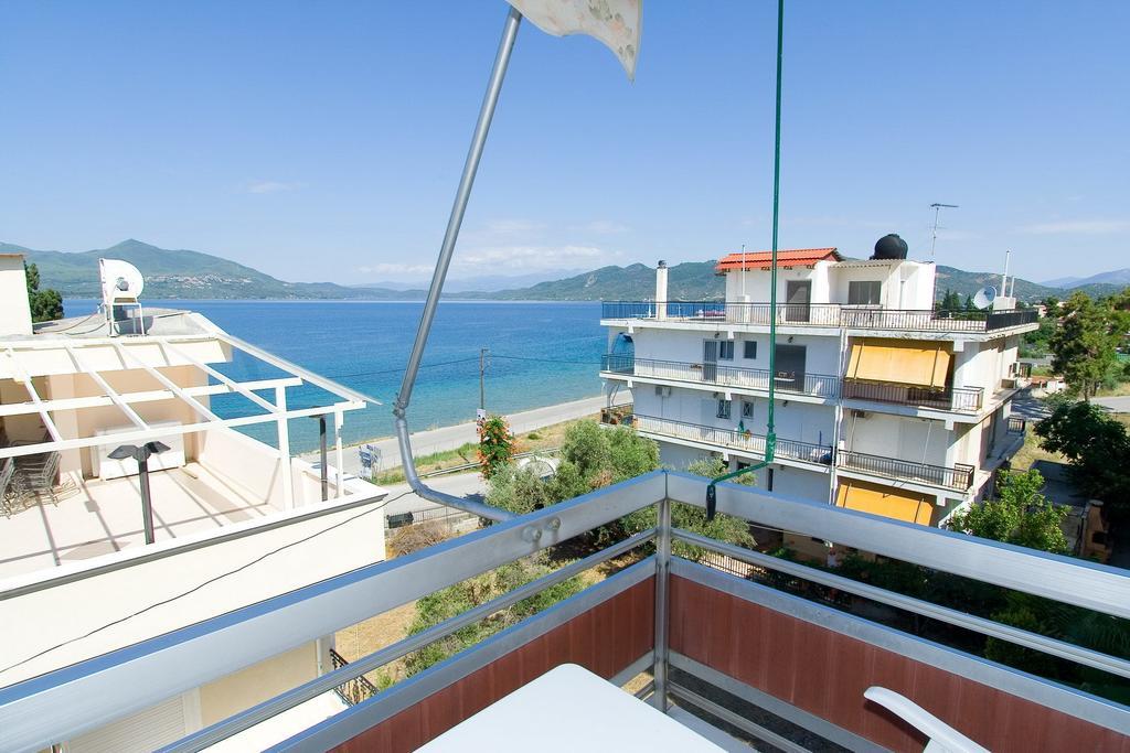Valkaniotis Apartments Loutra Edipsou  Exterior photo