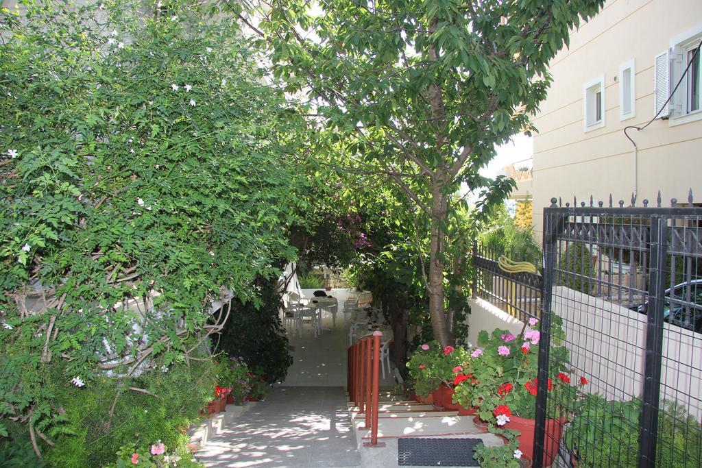 Valkaniotis Apartments Loutra Edipsou  Exterior photo